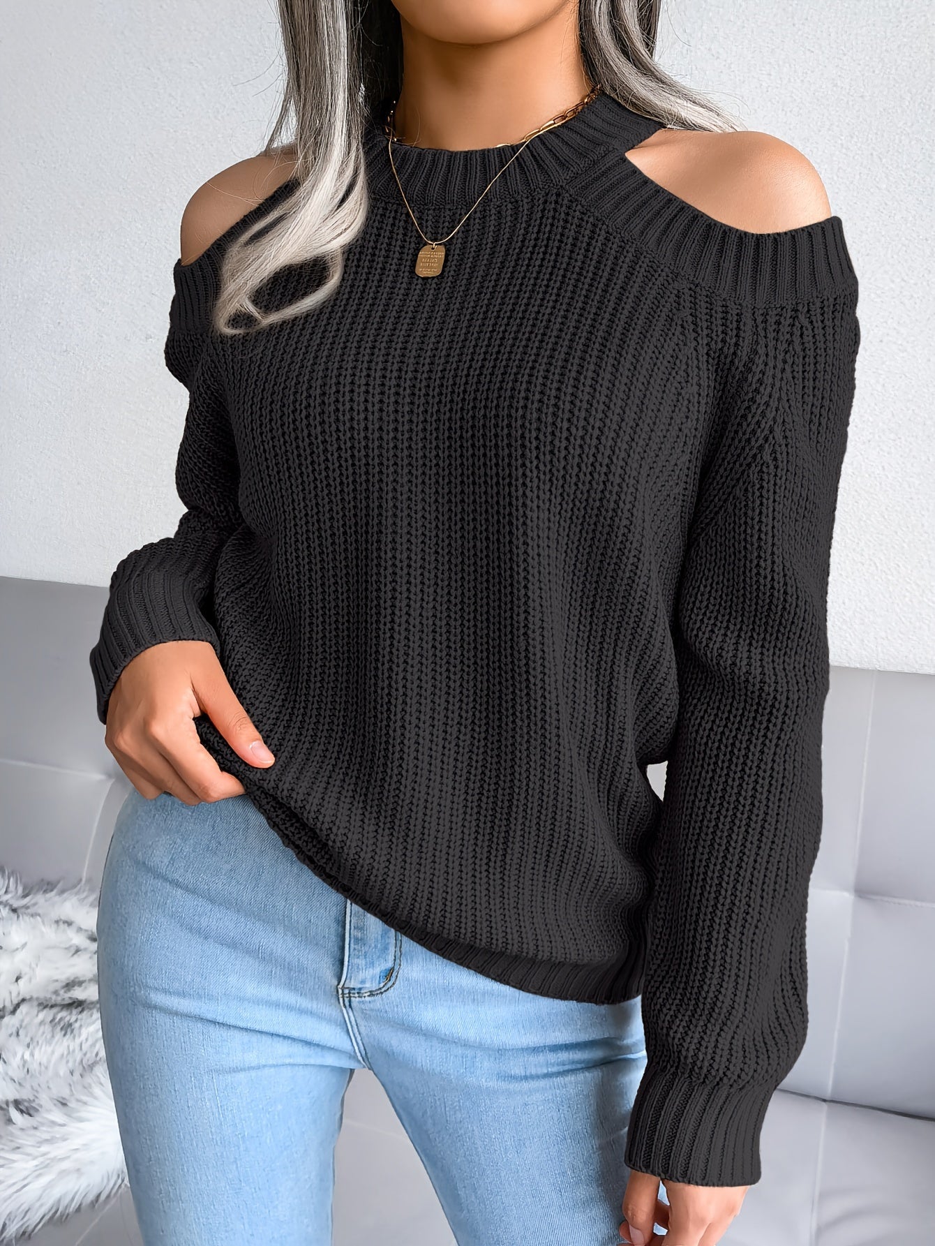 Orange-Roter Strickpullover mit Schulterausschnitt - Mila