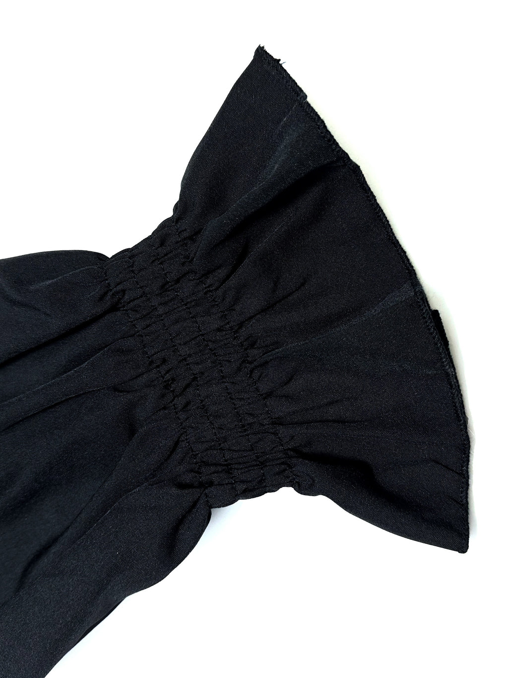 Weiße Rüschenbluse mit langen Ärmeln - Clara