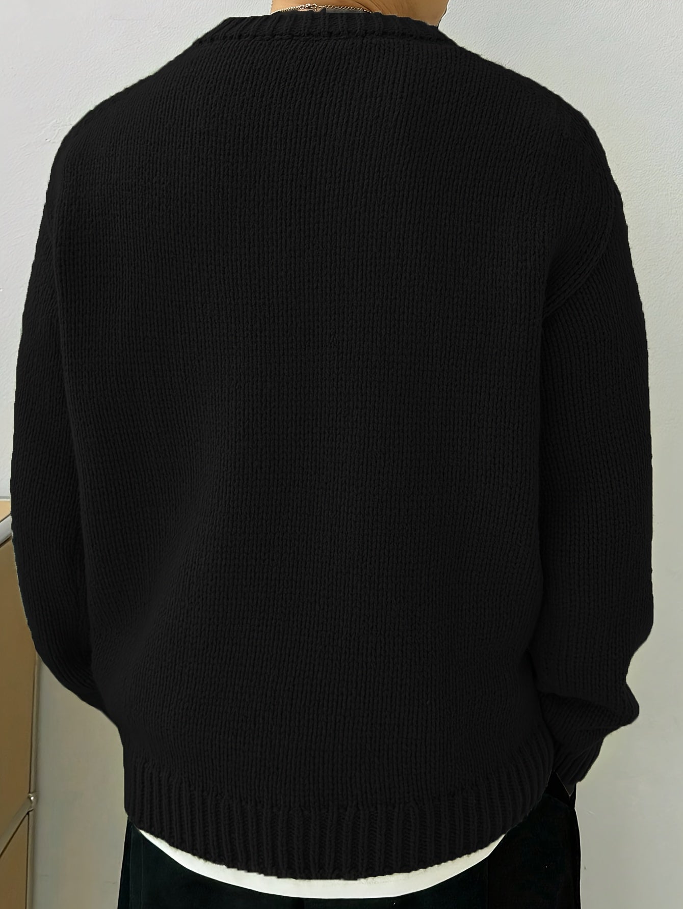 Olivgrüner Strickpullover mit Rundhalsausschnitt - Finn