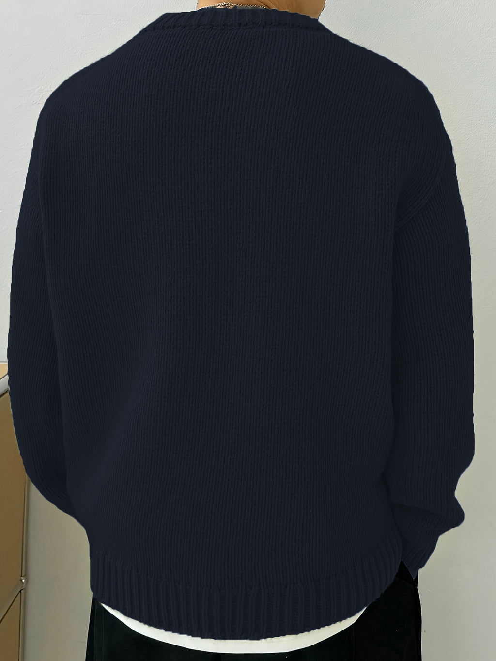 Olivgrüner Strickpullover mit Rundhalsausschnitt - Finn