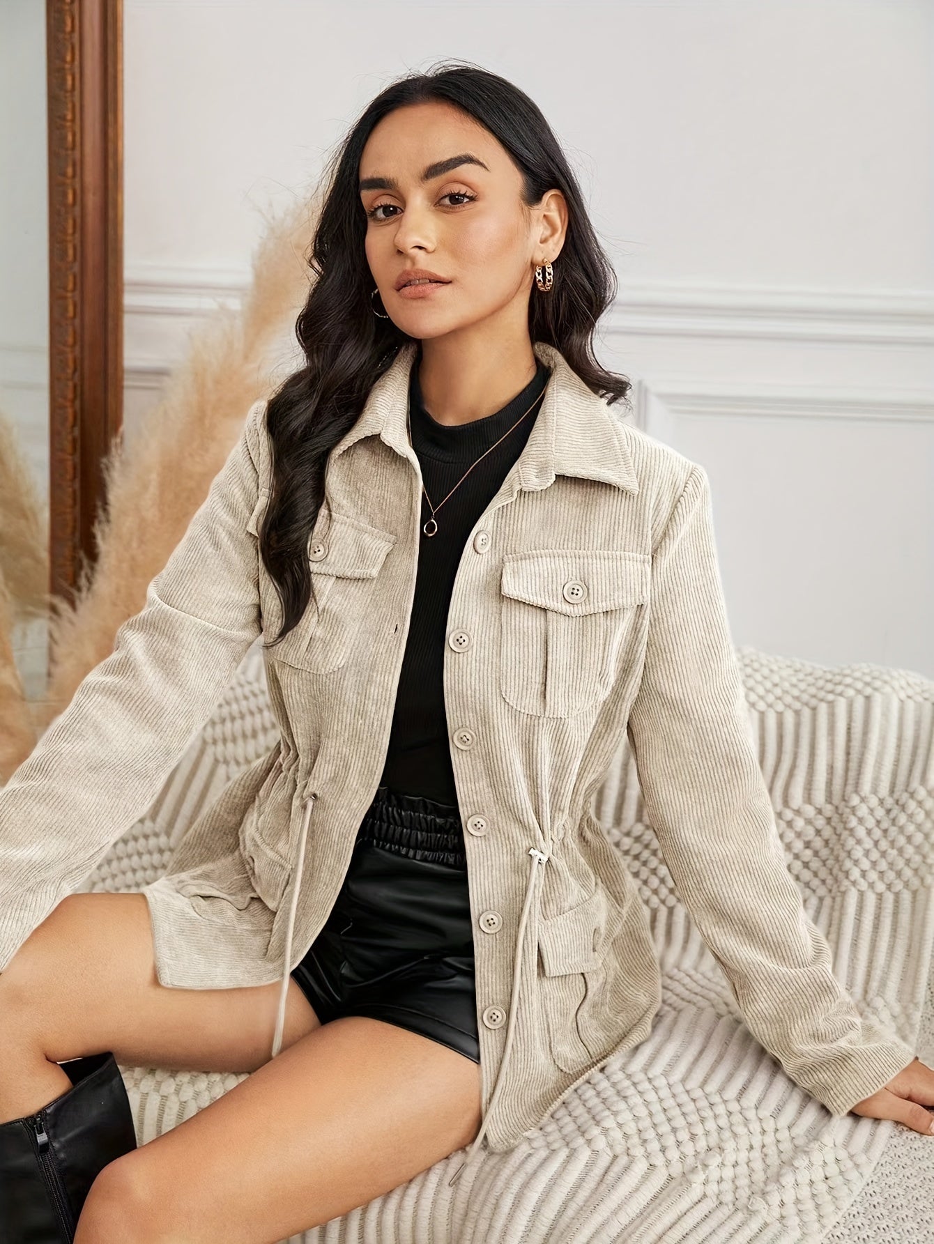 Khaki Jacke mit Kordelzug - Nora