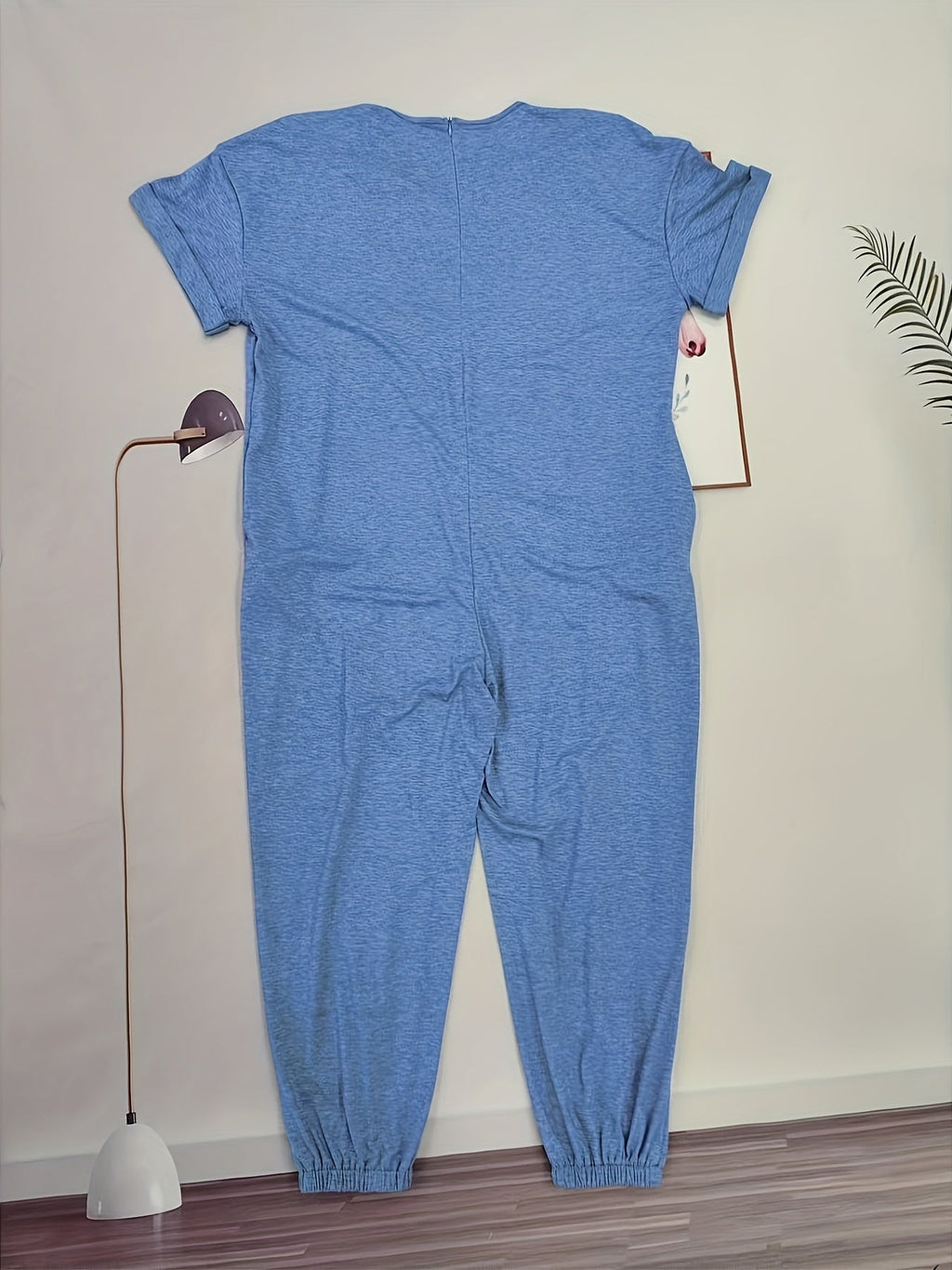 Rosa V-Ausschnitt Jumpsuit - Lena