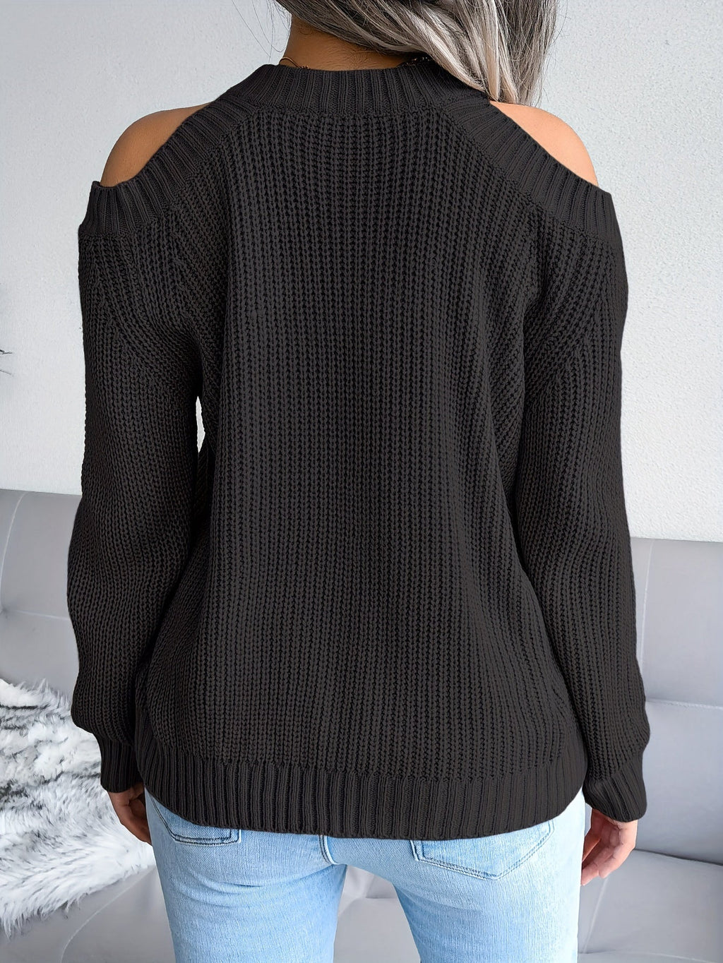 Orange-Roter Strickpullover mit Schulterausschnitt - Mila