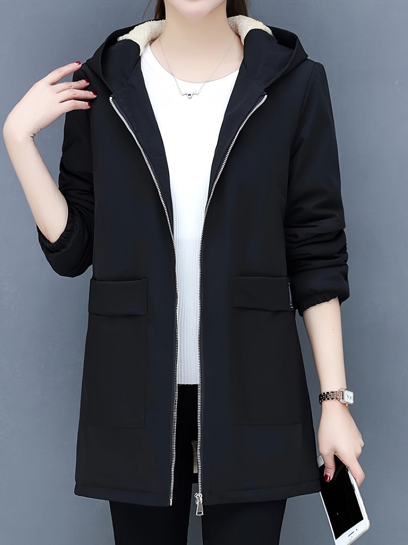 Schwarze Kapuzenjacke mit Reißverschluss - Lena