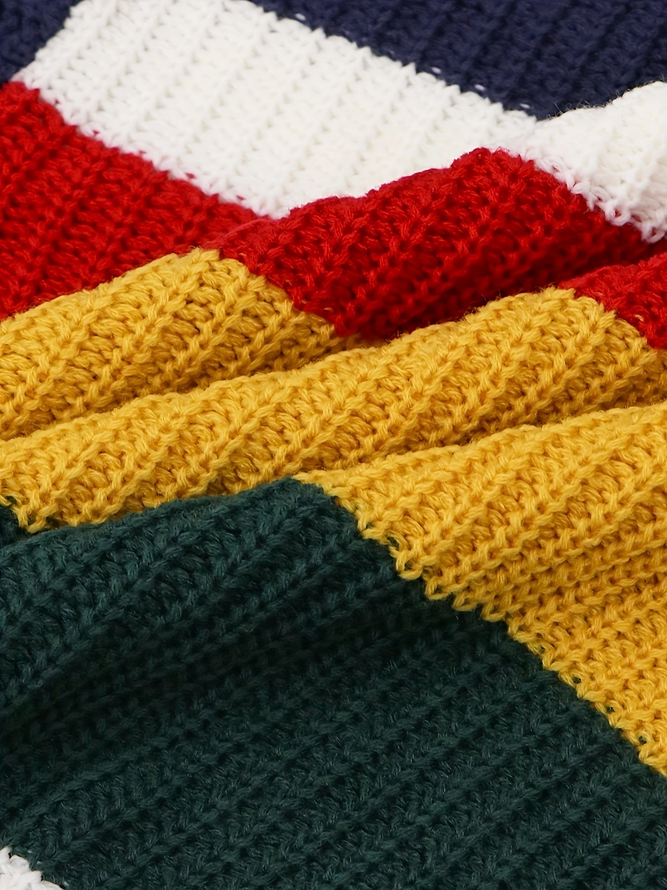 Gelber Gestreifter Strickpullover - Clara