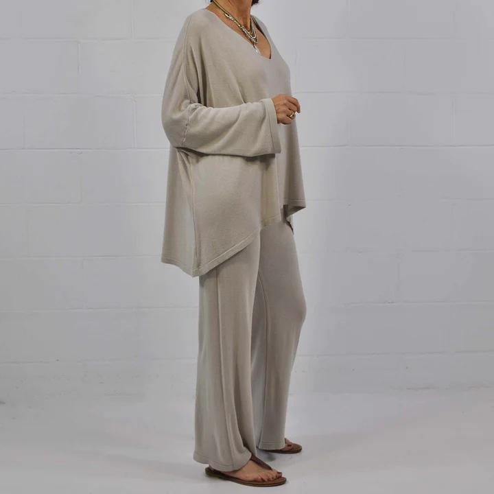 Amelia - Khaki Gestricktes Freizeitset mit Bluse und Hose