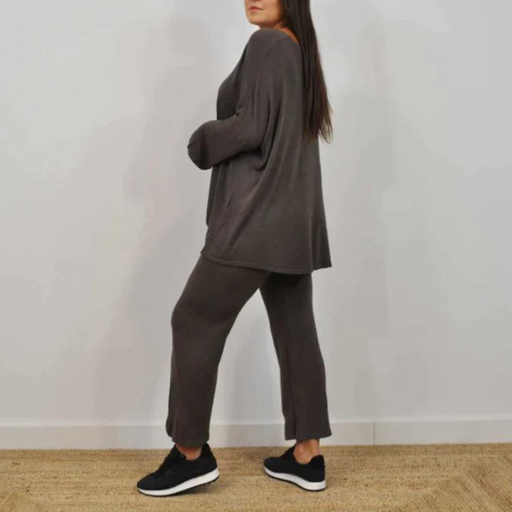Amelia - Khaki Gestricktes Freizeitset mit Bluse und Hose