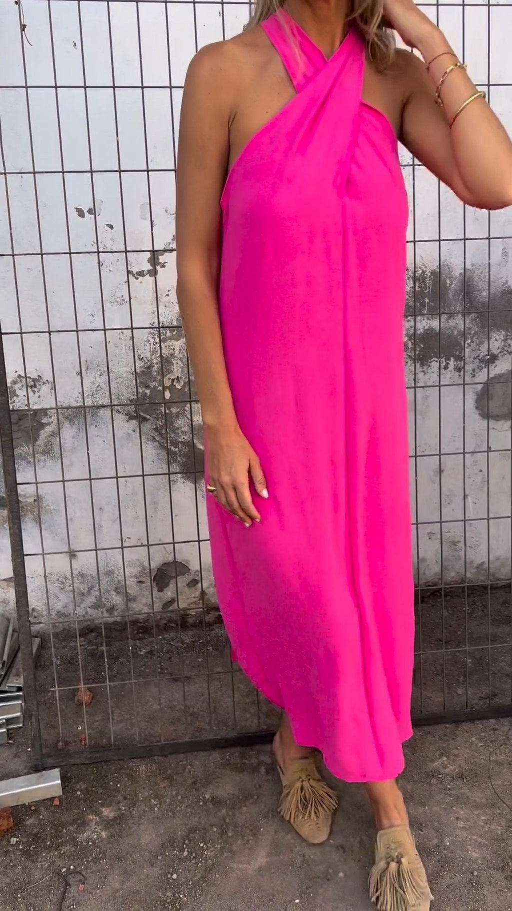 Eleanor - Lässiges Kleid mit Halterneck aus Baumwolle und Leinen