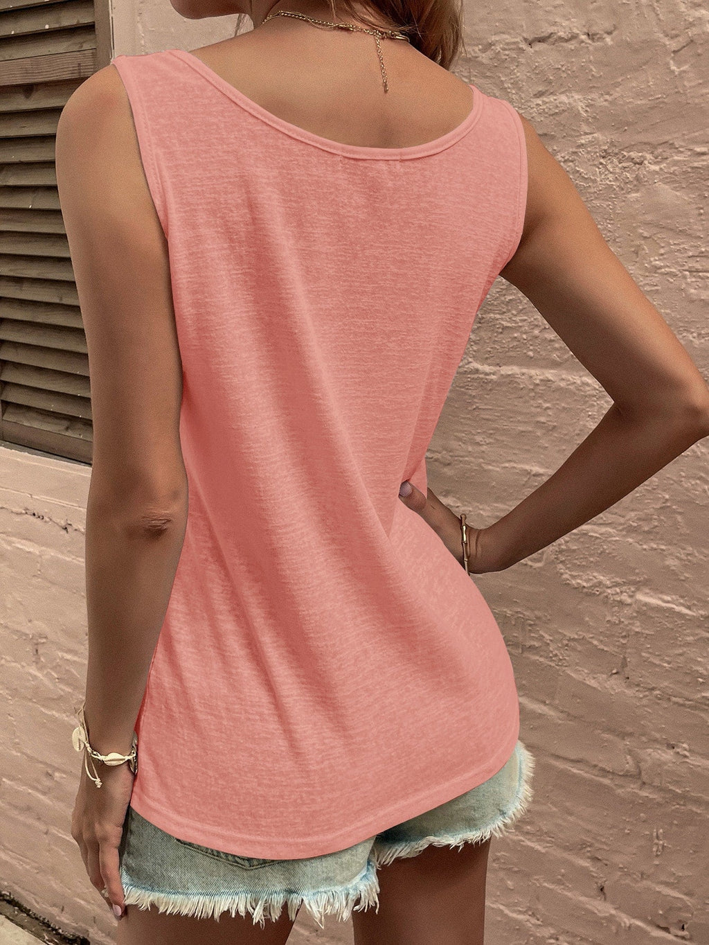 Nina - Korallenrosa Tanktop mit Knöpfen