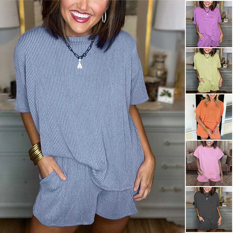Lila Geripptes Kurzarm-Top und Shorts Set - Emma