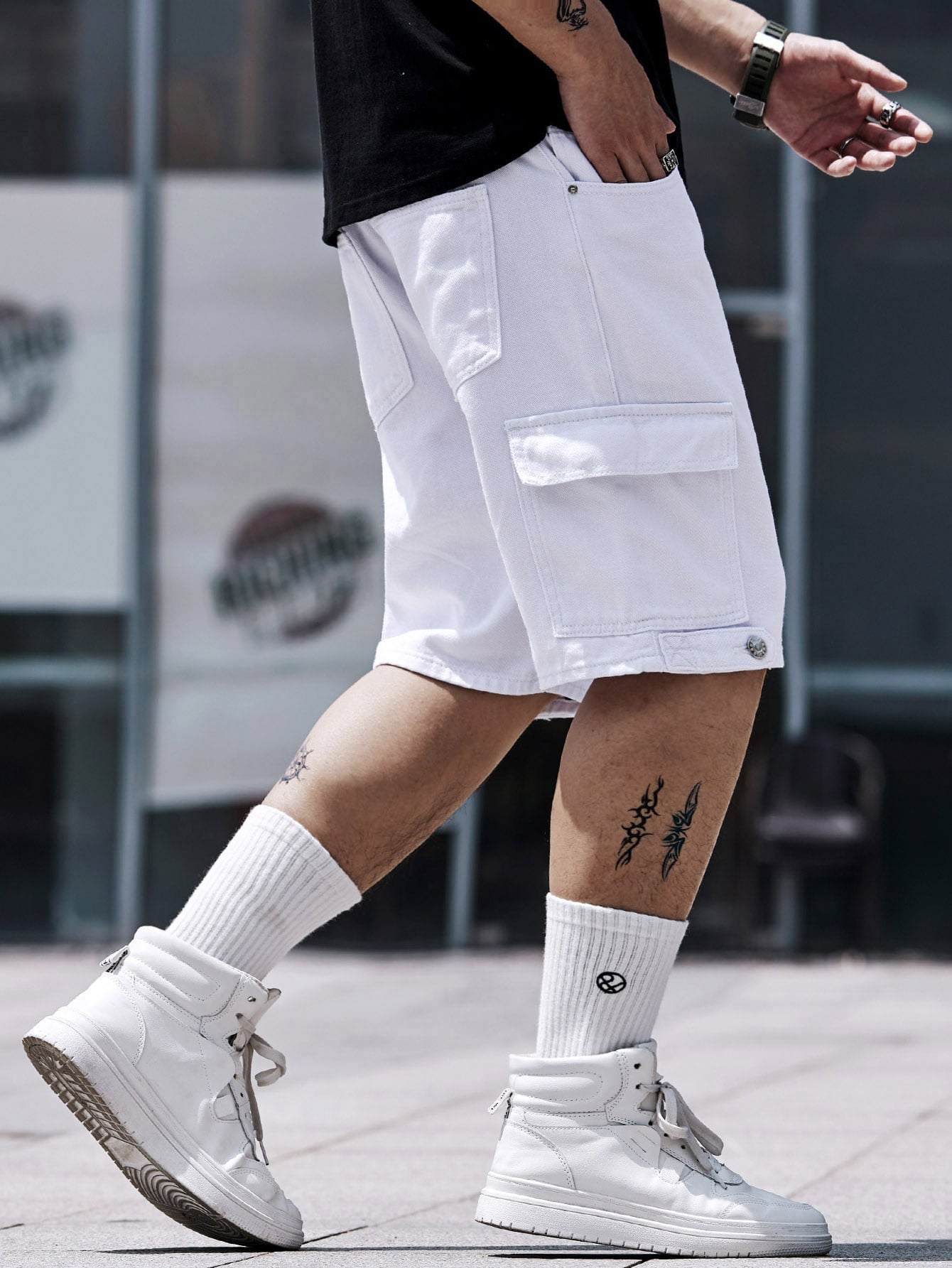 Stilvolle Weiße Denim-Shorts - Perfekte Passform mit Taschen