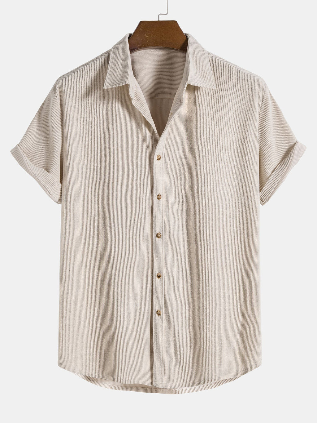 Sommerliches Polyester-Set: Lebhaftes Streifenshirt & Trendige Shorts