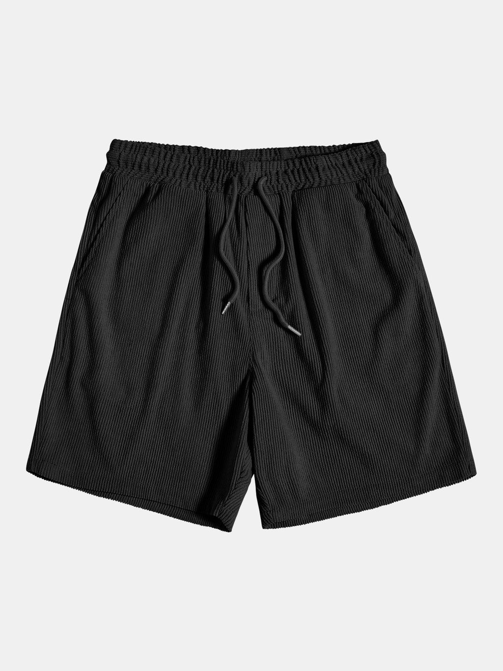 Sommerliches Polyester-Set: Lebhaftes Streifenshirt & Trendige Shorts